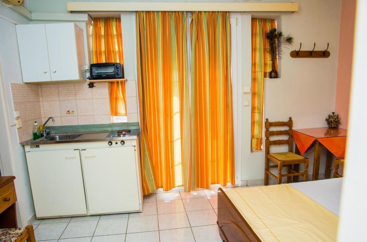 Myros Studios Argostoli  Eksteriør bilde